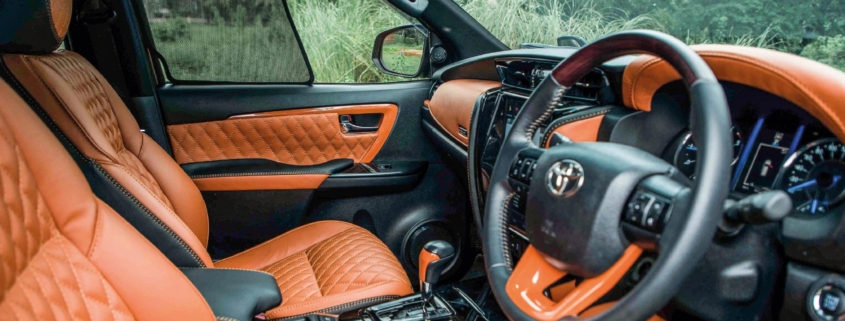 Modifikasi Jok Kulit Mobil